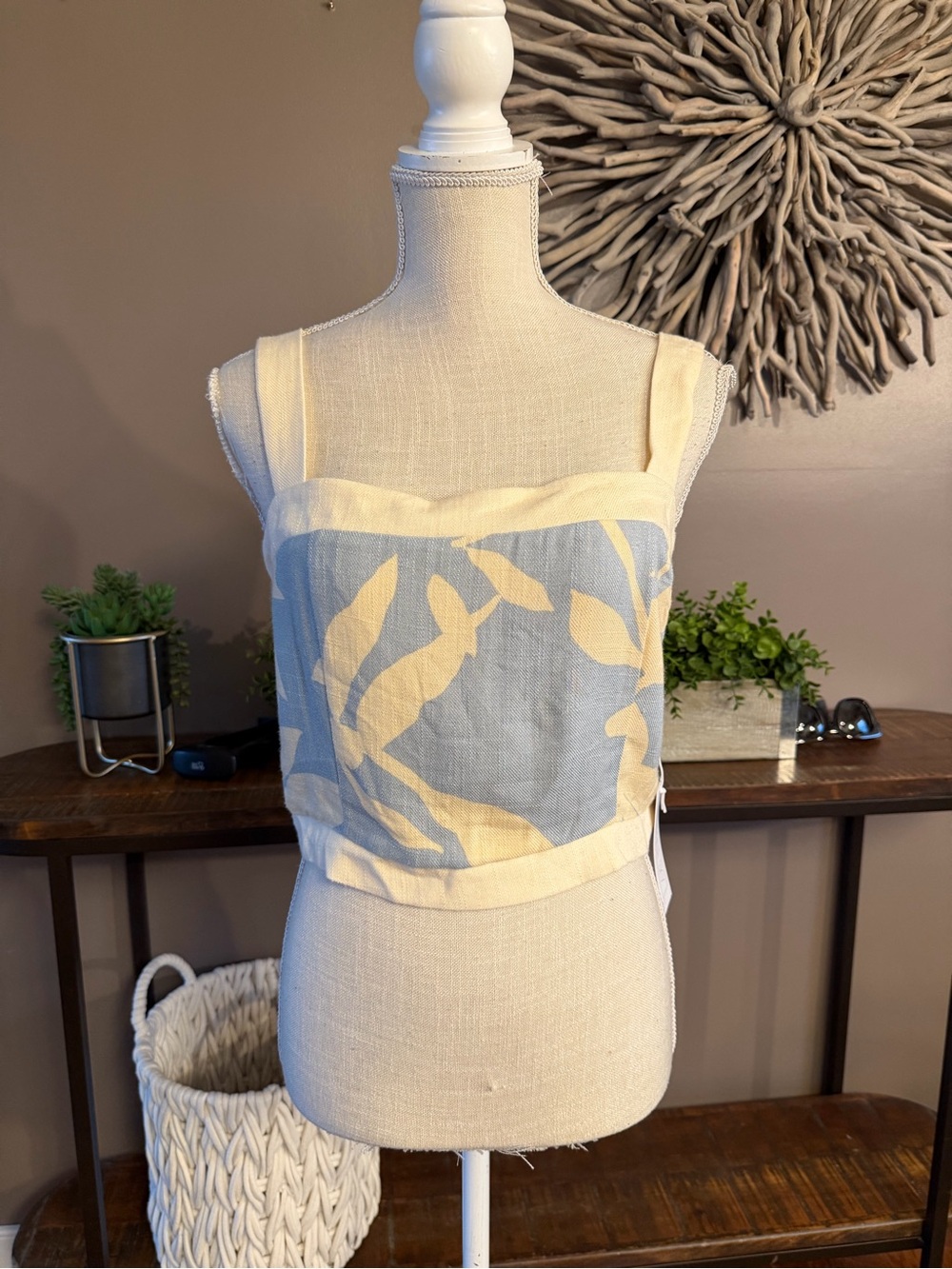 NWT Sienna Sky cropped tank top lightweight